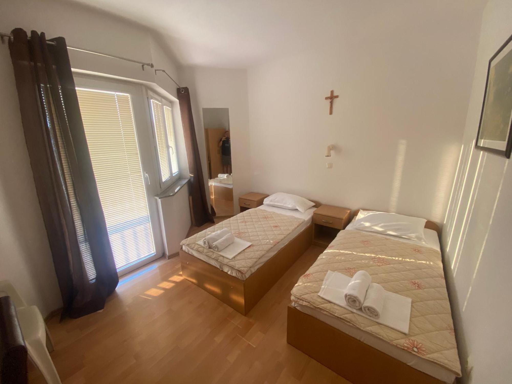 Guest House Regina Mundi Međugorje Extérieur photo