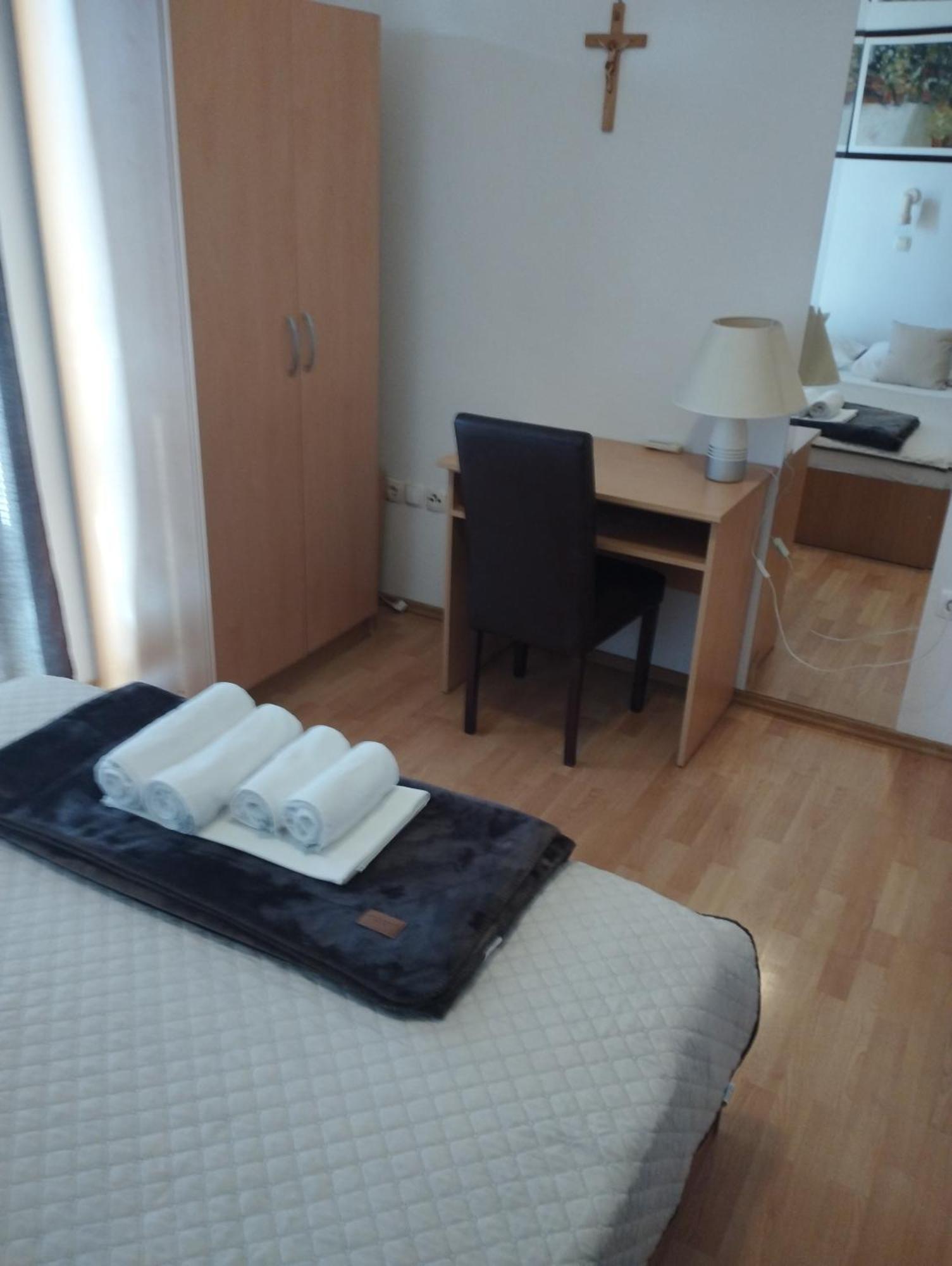 Guest House Regina Mundi Međugorje Extérieur photo