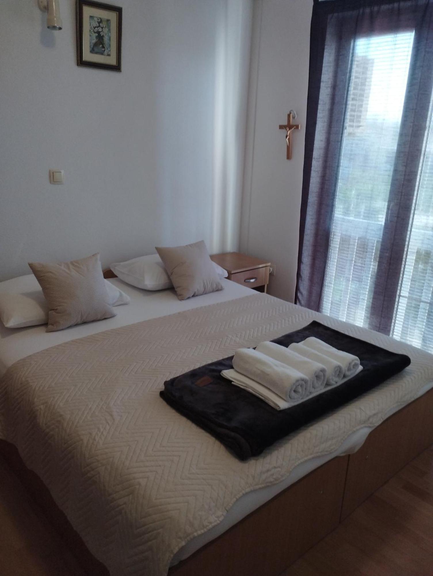 Guest House Regina Mundi Međugorje Extérieur photo