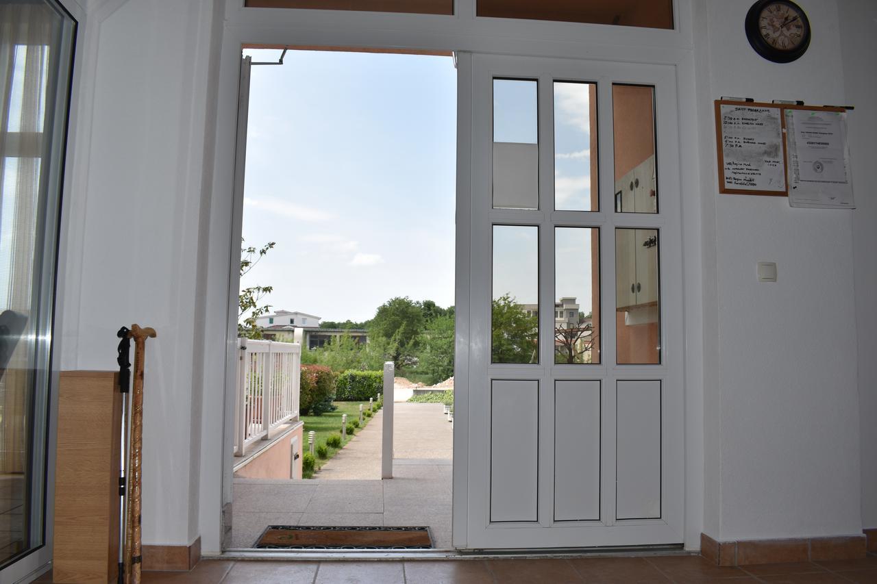 Guest House Regina Mundi Međugorje Extérieur photo